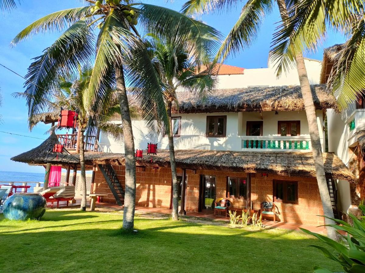 Full Moon Beach Resort Mũi Né Extérieur photo